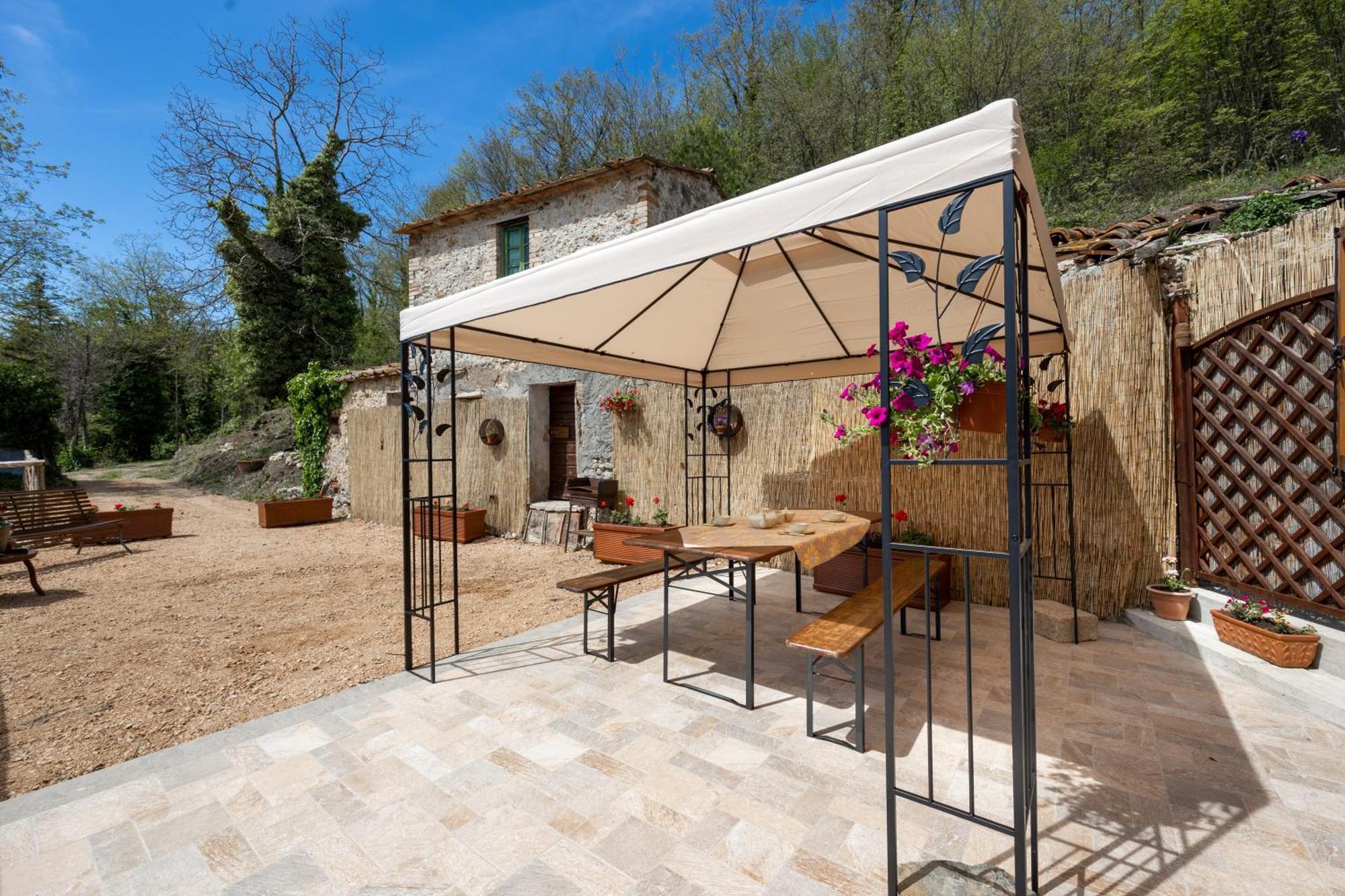 Podere Del Ciacchi Among Tuscany Greenery - Happy Rentals Montieri Exterior photo